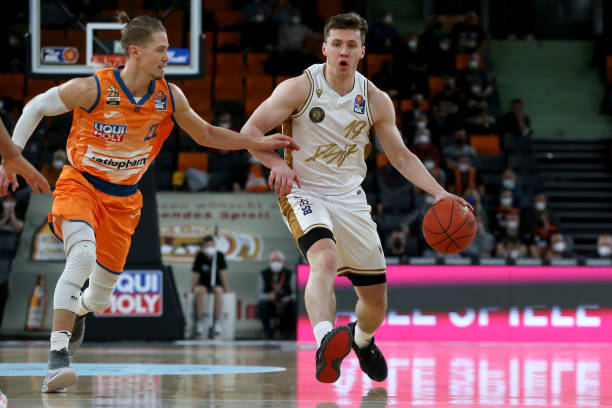 俊在各自领 俊在各自领