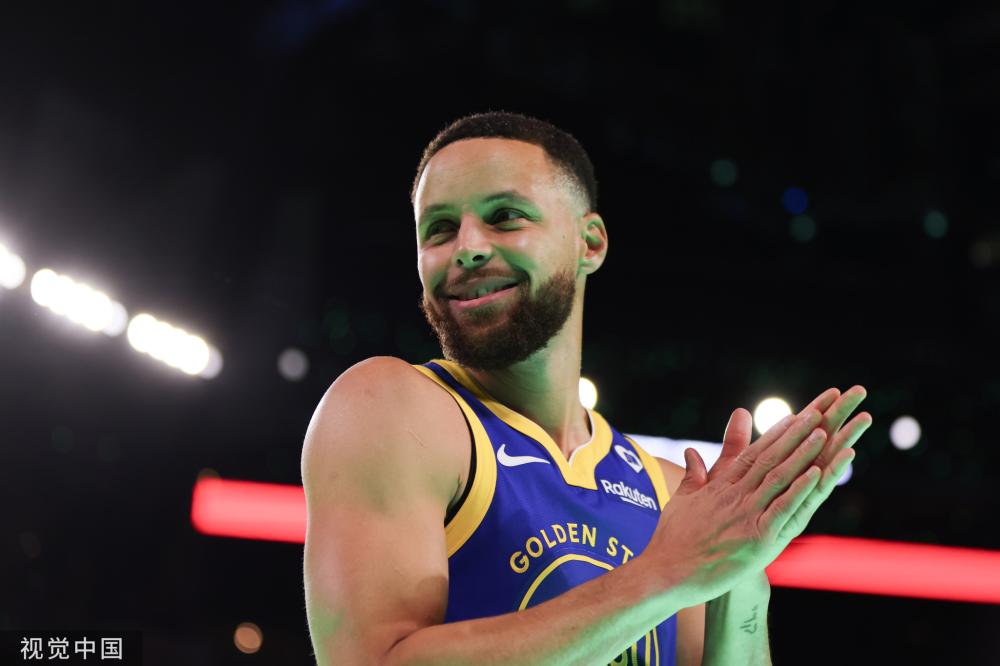 在比拼强队 在比拼强队